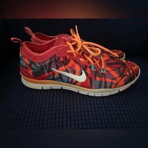 Women’s size 10 Nikes